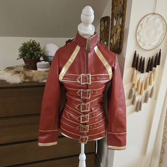 Queen Freddie Mercury red leather buckle concert jacket - Picture 7 of 9